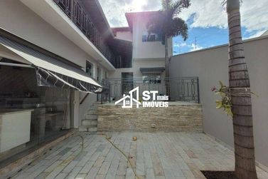 Casa &agrave; venda - 220m&sup2; - Jardim Bela Vista