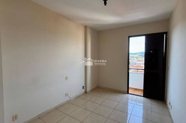 Apartamento &agrave; venda - 103m&sup2; - Centro