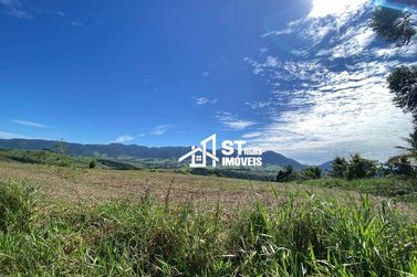 Terreno &agrave; venda - 4000m&sup2; - Retirinho