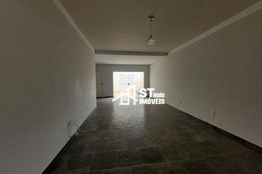 Casa &agrave; venda - 220m&sup2; - Centro