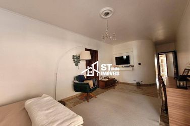 Casa &agrave; venda - 334m&sup2; - Centro