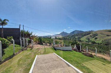 Ch&aacute;cara &agrave; venda - 100m&sup2; - Bairro Santa Luzia