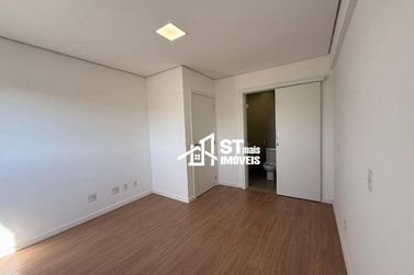 Apartamento &agrave; venda - 84m&sup2; - Centro