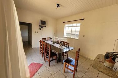 Casa &agrave; venda - 283m&sup2; - Centro