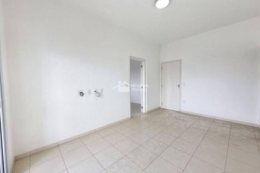 Apartamento &agrave; venda - 110m&sup2; - Centro