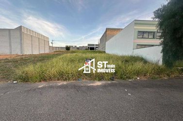 Terreno &agrave; venda - 300m&sup2; - Jardim Am&eacute;lia