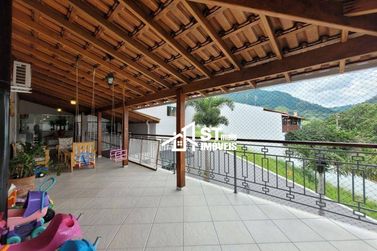 Casa &agrave; venda - 220m&sup2; - Jardim Bela Vista
