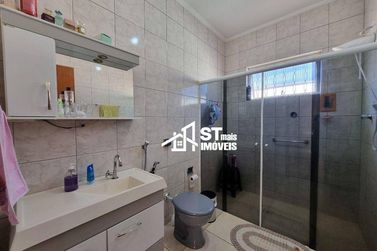 Casa &agrave; venda - 250m&sup2; - Jardim Rio Branco