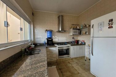 Casa &agrave; venda - 334m&sup2; - Centro