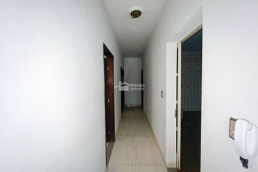 Casa para alugar - 180m&sup2; - Centro