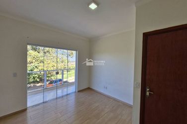 Casa &agrave; venda - 240m&sup2; - Jardim Alto da Serra