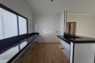 Casa &agrave; venda - 145m&sup2; - Veredas da Serra