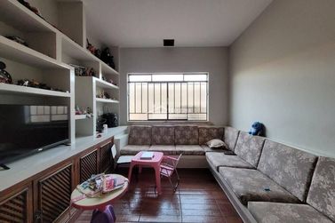 Casa &agrave; venda - 247m&sup2; - Jardim Panorama