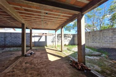 Casa &agrave; venda - 100m&sup2; - Jardim Brasil
