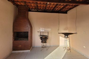 Casa &agrave; venda - 247m&sup2; - Jardim Muterle