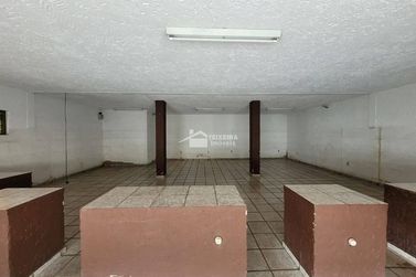 Casa &agrave; venda - 320m&sup2; - Vila Mosconi