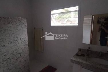 Casa &agrave; venda - 250m&sup2; - Centro