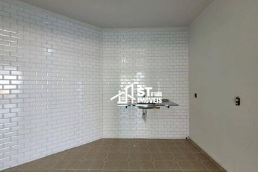 Casa &agrave; venda - 201m&sup2; - Centro