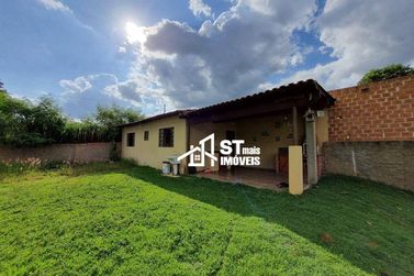 Ch&aacute;cara &agrave; venda - 650m&sup2; - Rural