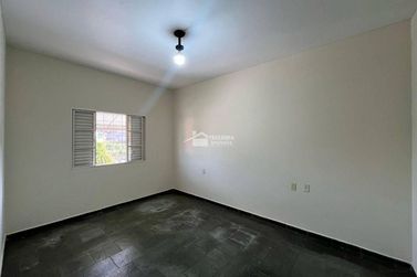 Apartamento para alugar - 123m&sup2; - Centro