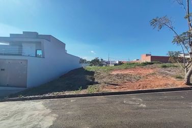 Terreno &agrave; venda - 200m&sup2; - Jardim S&atilde;o Cristov&atilde;o