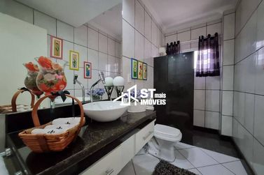 Apartamento &agrave; venda - 192m&sup2; - Centro