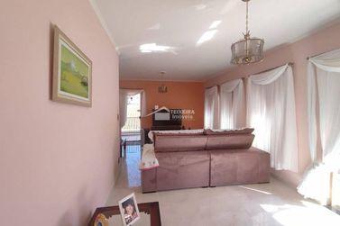 Casa &agrave; venda - 232m&sup2; - Jardim Bela Vista