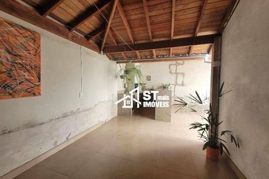 Casa &agrave; venda - 150m&sup2; - Jardim Mirante