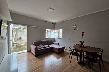 Casa &agrave; venda - 141m&sup2; - Jardim Brasil