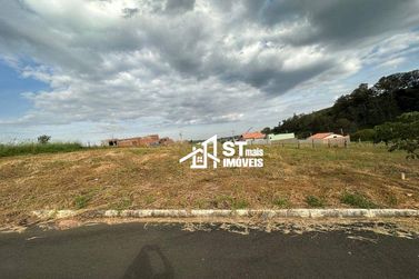Terreno &agrave; venda - 200m&sup2; - Jardim Lima