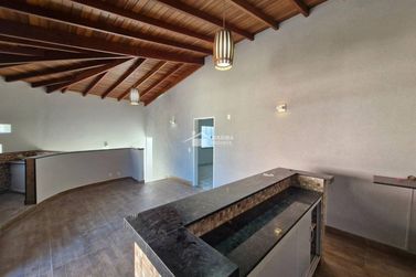 Casa &agrave; venda - 170m&sup2; - Jardim Primavera
