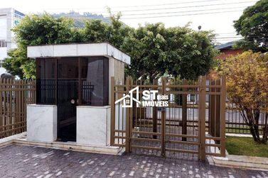Apartamento &agrave; venda - 240m&sup2; - Centro