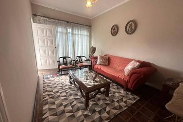 Casa &agrave; venda - 300m&sup2; - Centro
