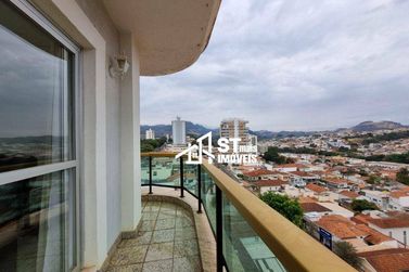 Apartamento &agrave; venda - 192m&sup2; - Centro