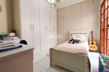 Casa &agrave; venda - 200m&sup2; - Jardim Ip&ecirc;