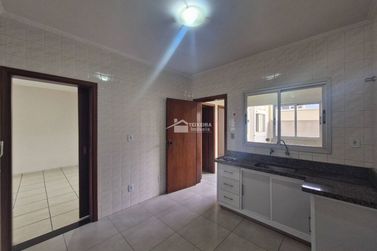 Apartamento para alugar - 193m&sup2; - Centro