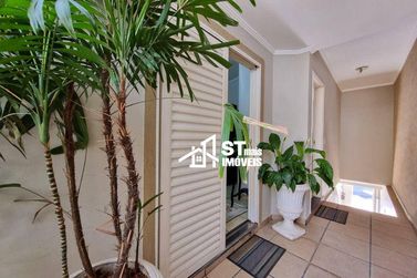 Sobrado &agrave; venda - 248m&sup2; - Pirapitinga