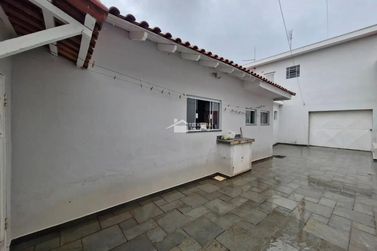 Casa &agrave; venda - 252m&sup2; - Vila Maganhoto