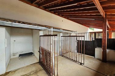Ch&aacute;cara &agrave; venda - 443m&sup2; - Vargem do Rigoni