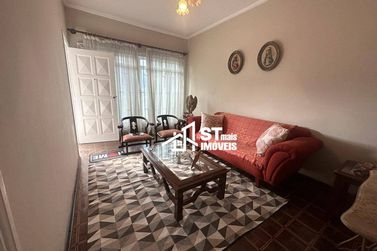 Casa &agrave; venda - 300m&sup2; - Centro