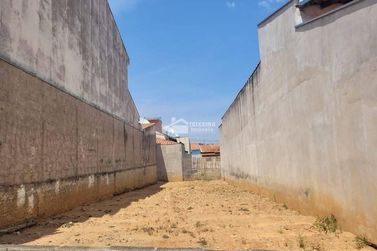 Terreno &agrave; venda - 150m&sup2; - Jardim Ip&ecirc;