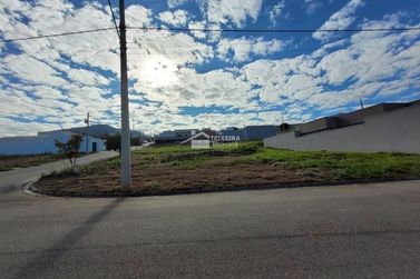Terreno &agrave; venda - 287m&sup2; - Jardim Alto da Bela Vista