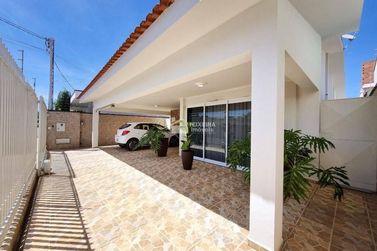 Casa &agrave; venda - 178m&sup2; - Centro