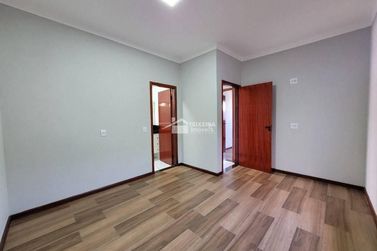 Casa &agrave; venda - 155m&sup2; - Jardim Mirante