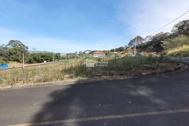 Terreno &agrave; venda - 271m&sup2; - Recanto da Serra