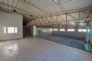 Sal&atilde;o Comercial para alugar - 770m&sup2; - Jardim Mirante