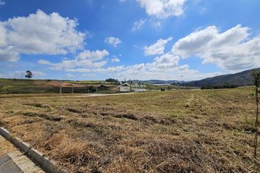 Terreno &agrave; venda - 1020m&sup2; - Quinta das Flores