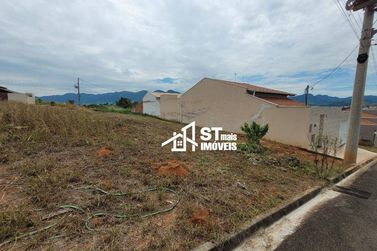 Terreno &agrave; venda - 200m&sup2; - Jardim Mirante