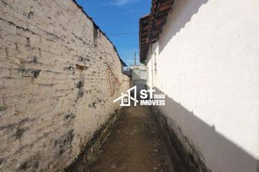 Casa &agrave; venda - Centro