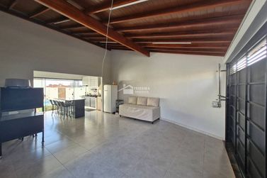 Casa &agrave; venda - 86m&sup2; - Jardim Rio Verde